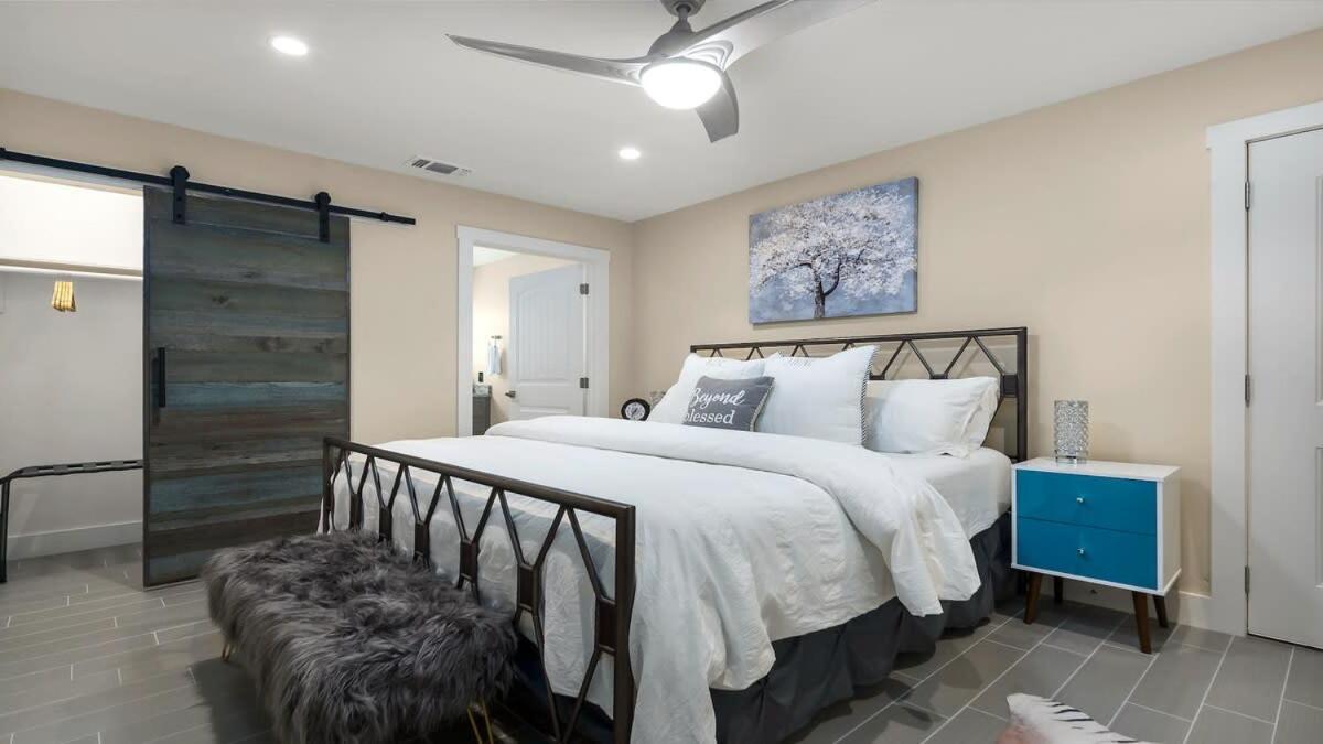 Blumenhaus Sleeps 6 Full Kitchen Plus Hot Tub 弗雷德里克斯堡 外观 照片